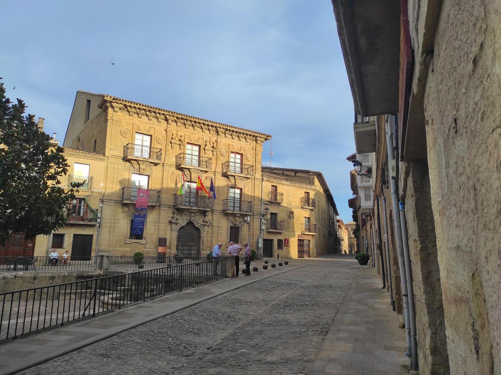 Vila Casa Moneo Briones Exteriér fotografie